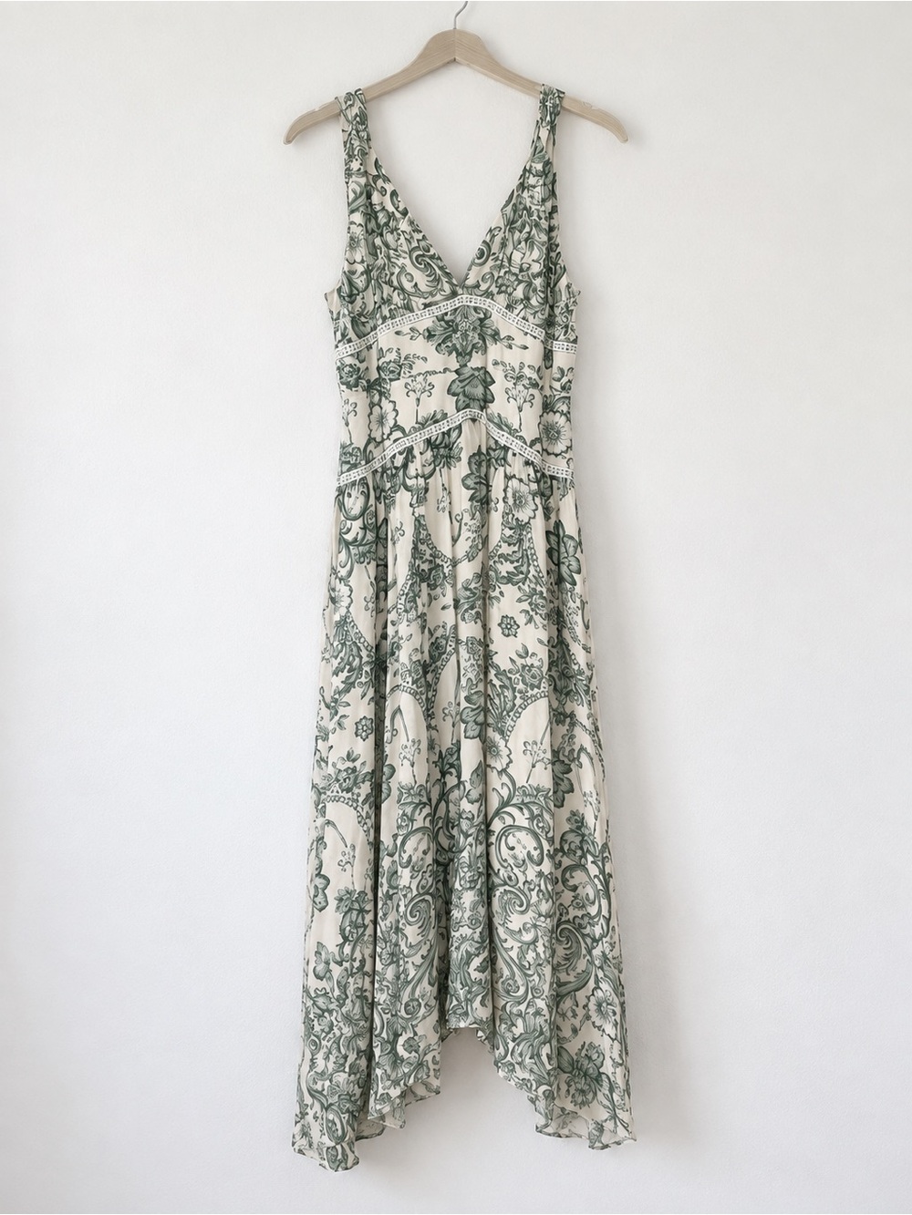 Parker Silt Green Floral V-Neck Flowy Handkerchief Hem Maxi Dress Size 10 NWT